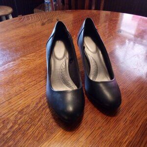 Time & Tru size 7 1/2 m